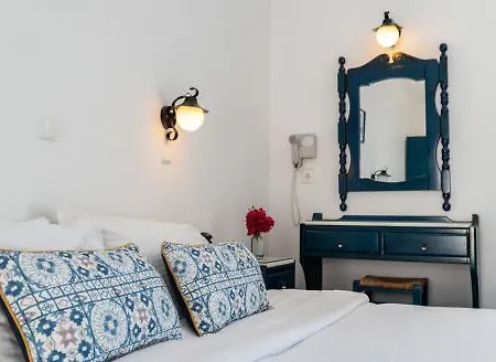 Adonis & Hotel 3*